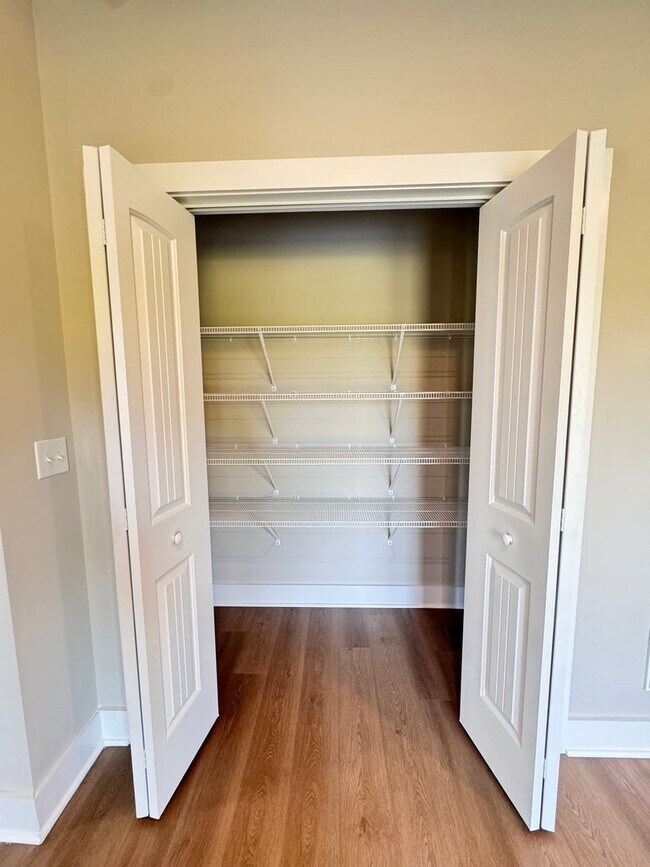 Building Photo - Maryville 37803 - Brand New 4 bedroom, 2.5 bath home - Contact Jackie Mills (865) 748-2851