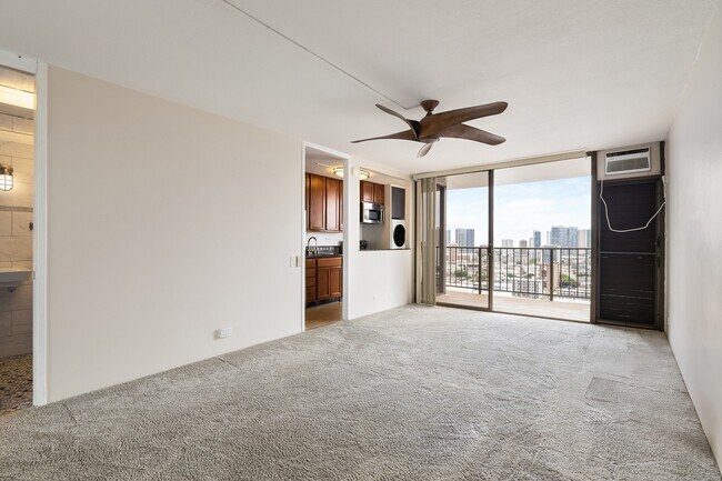 Building Photo - 1 Bed 1 Bath 1 Parking Condo in Makiki
