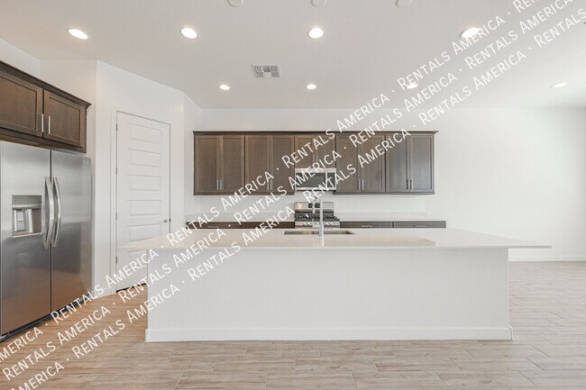 Building Photo - 2631 W Pecan Rd