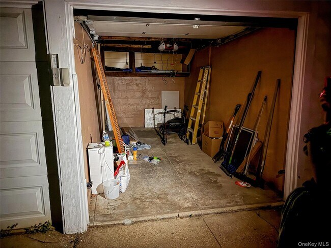 Building Photo - 109-35 96th St