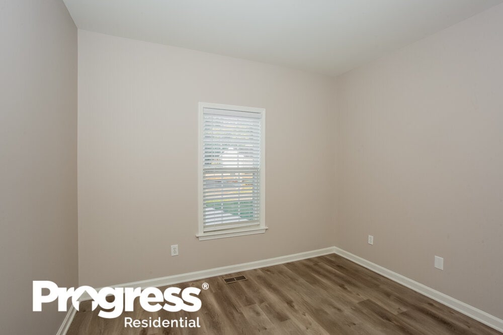 Building Photo - 2358 Wednesbury Ct