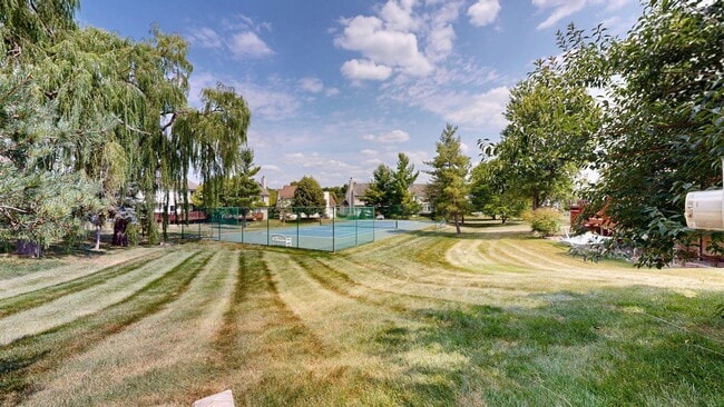 Building Photo - 4890 N Ridgeside Cir