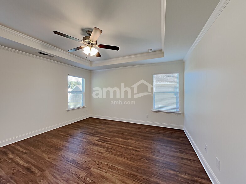 Building Photo - 409 Levon Ct
