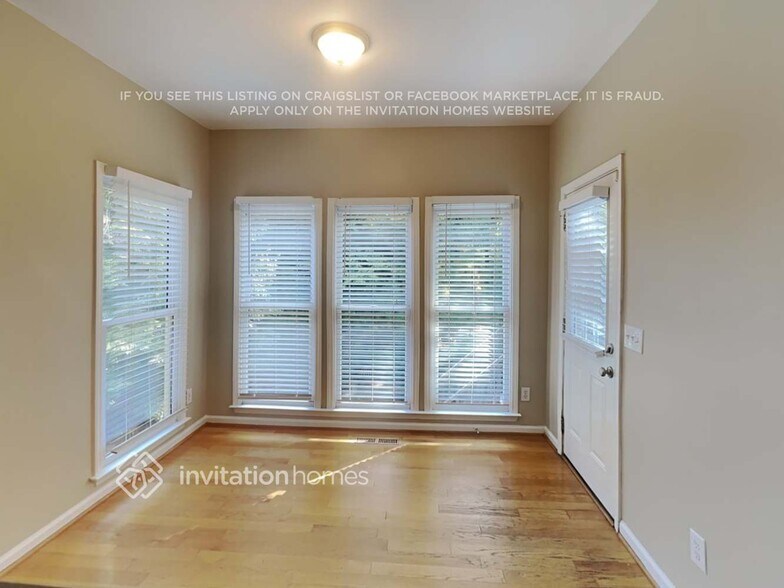 Building Photo - 117 Chickory Ln