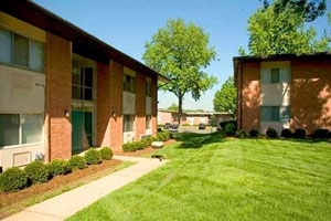 Building Photo - Hickory Trace Apartments