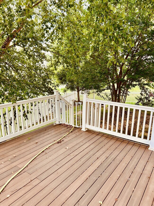 Building Photo - 43973 Swift Fox Dr