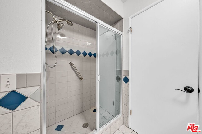 Building Photo - 2333 241st St