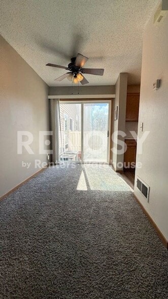 Building Photo - 15537 Foghorn Ln