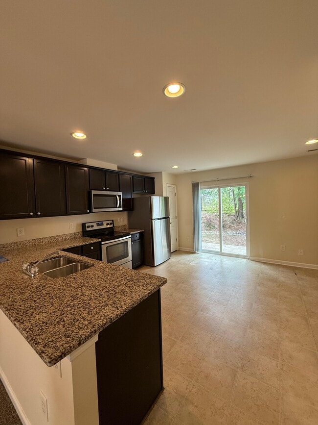 Building Photo - 8506 Quarton Dr