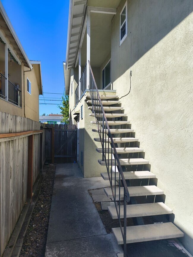 Building Photo - 22274 N 6th St