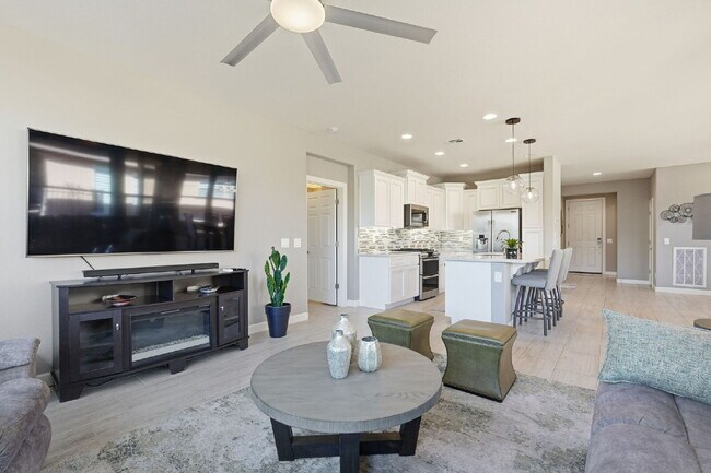 Building Photo - 35989 N Kennedia Ln