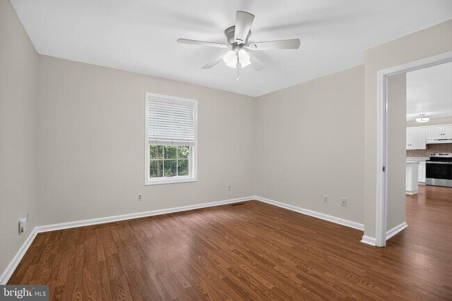 Building Photo - 20787 Red Rose Ct
