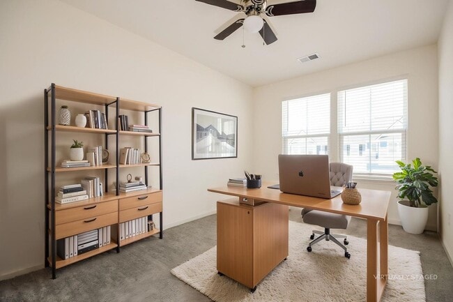 Building Photo - 438 Trotters Ln