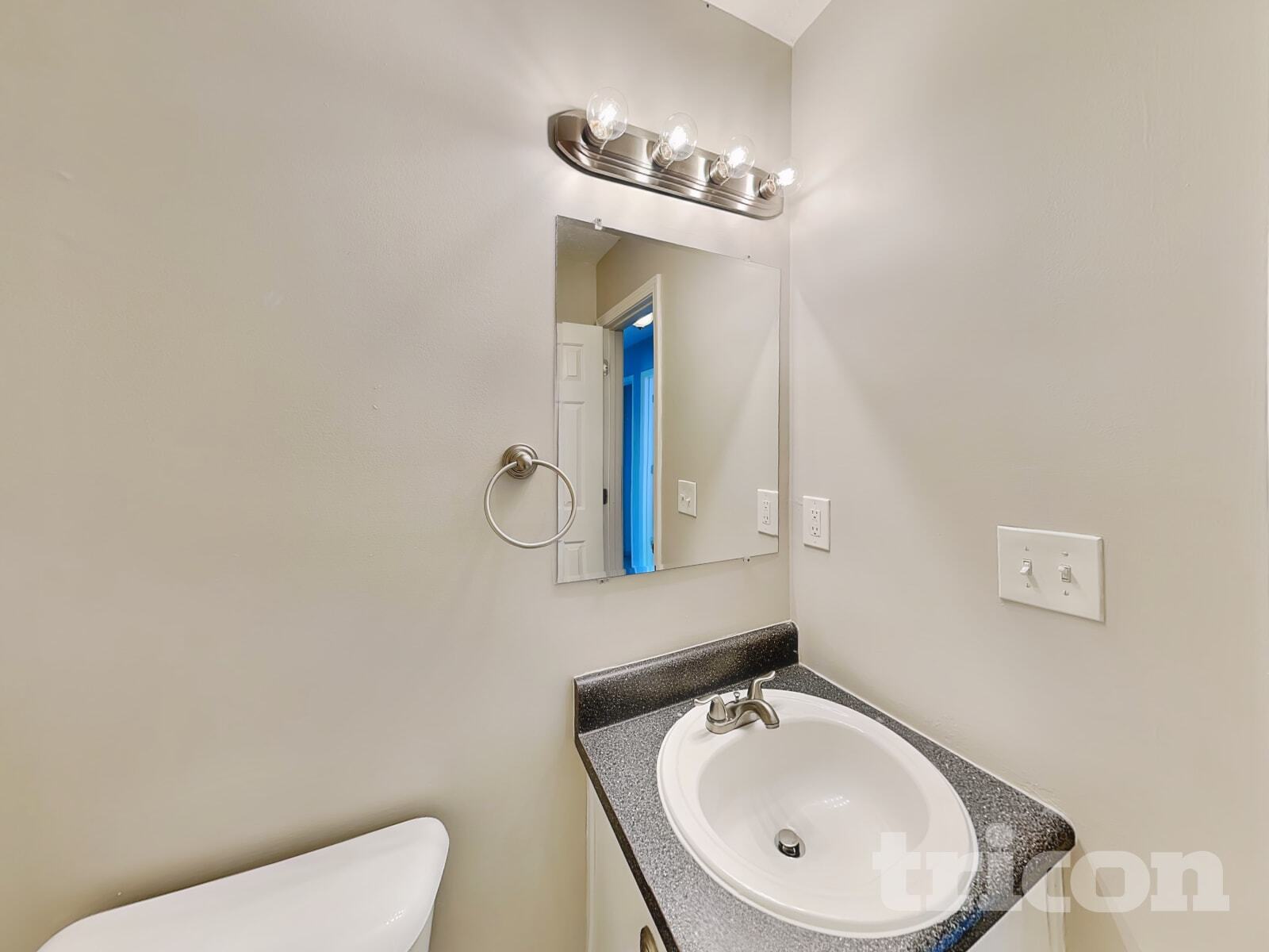 Building Photo - 24 Tanner Dr