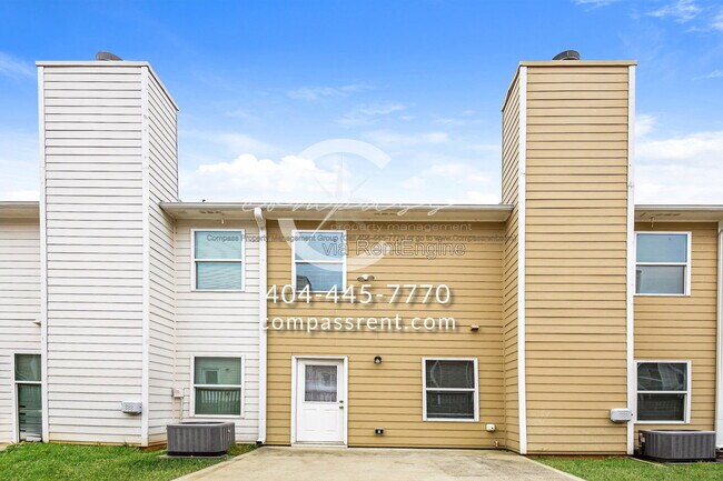 Building Photo - 101 Squarewood Ln NW