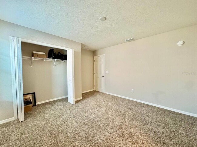 Building Photo - 13133 Sonoma Bend Pl