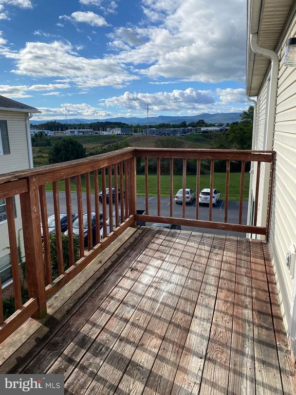 Building Photo - 1284 S Ox Rd