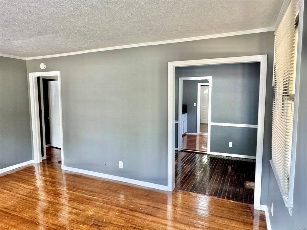Building Photo - 208 Bradley Dr