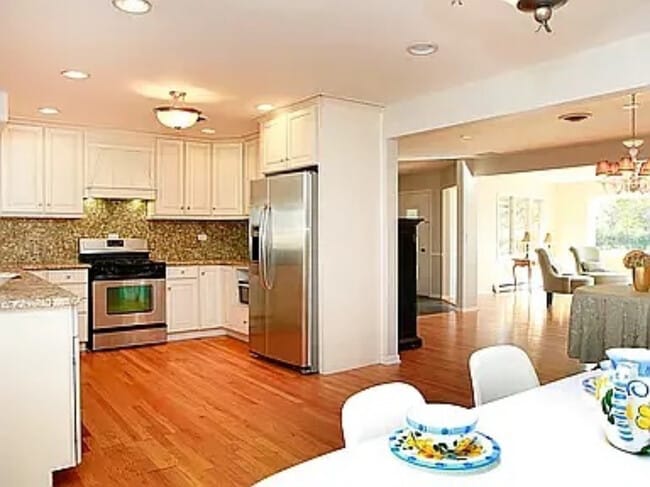 Building Photo - 3336 Overland Pass