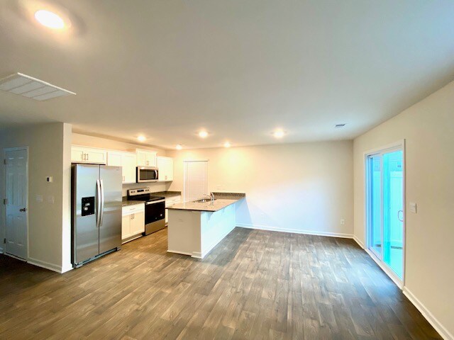 Building Photo - 1439 S Cardiff Trl