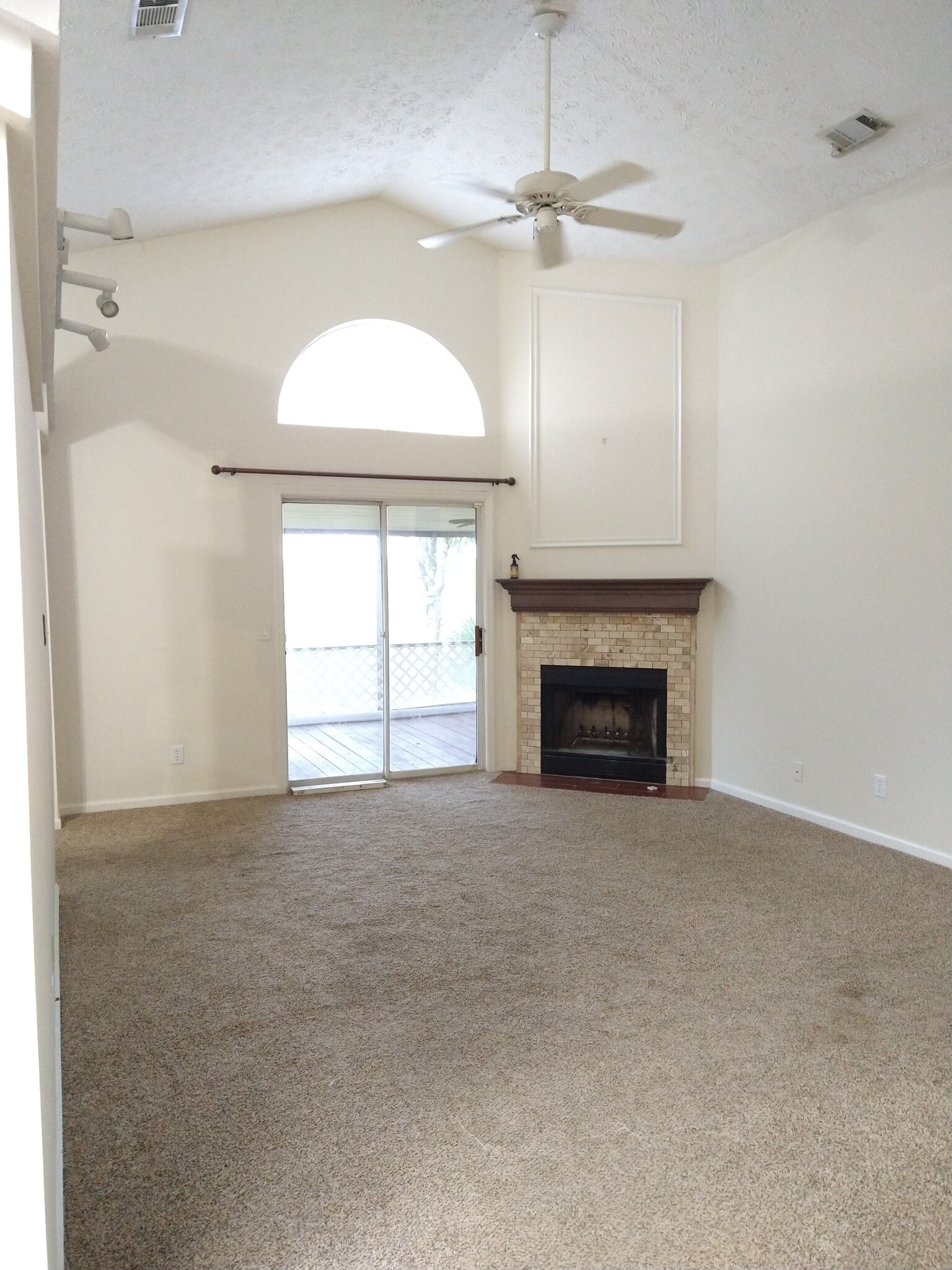 Living room - 137 Marsh Edge Ln