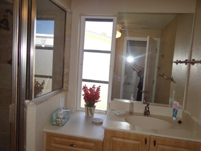 Building Photo - AVAILABLE SEASON 2027   PORT CHARLOTTE, HEATED POOL HOME, SALT WATER CANAL   $3900