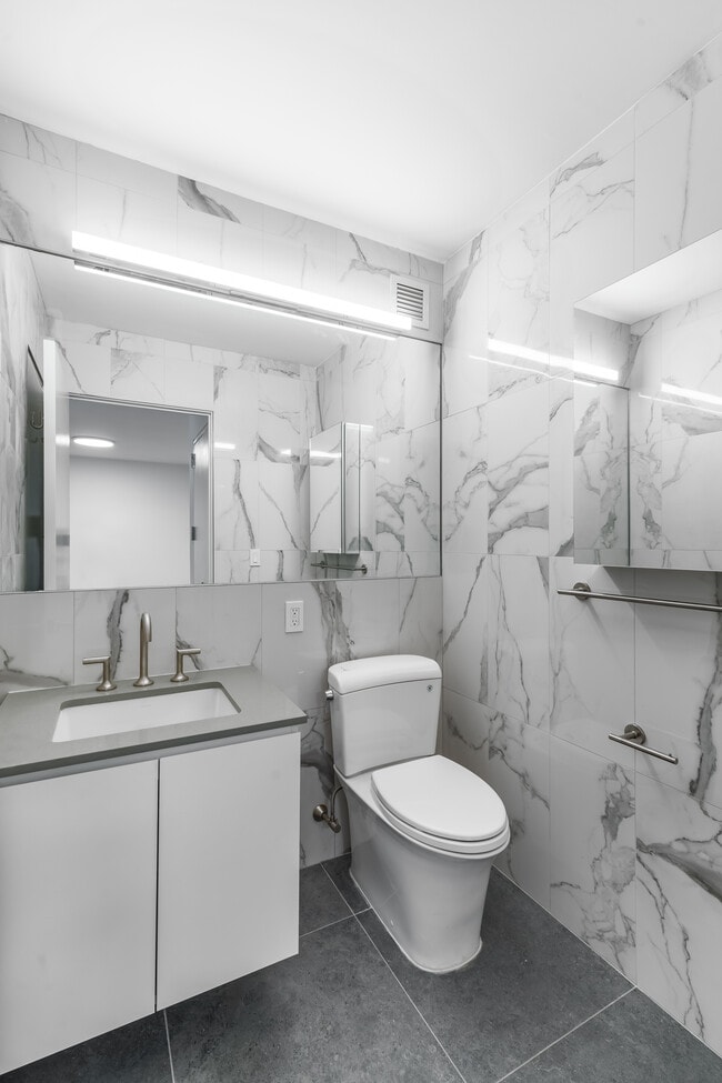 Interior Photo - 101 West End Avenue