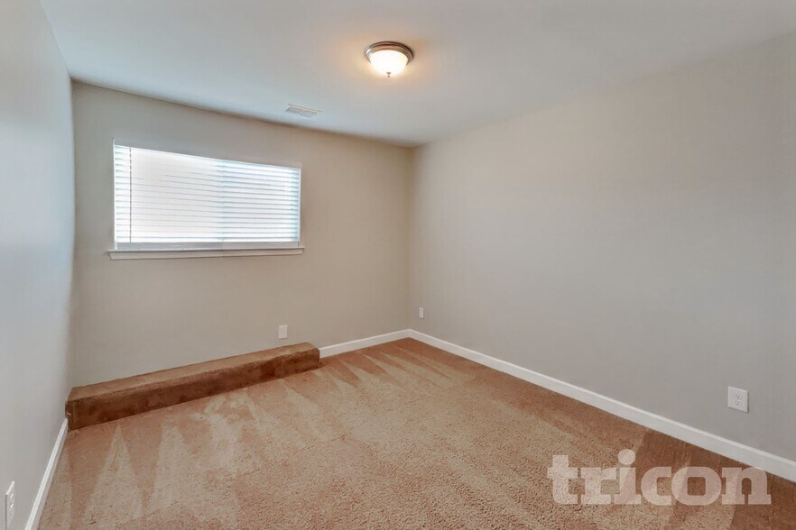 Building Photo - 2281 Cason Ln