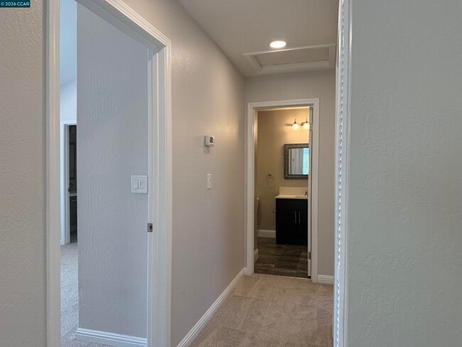 Building Photo - 1144 Maywood Ln