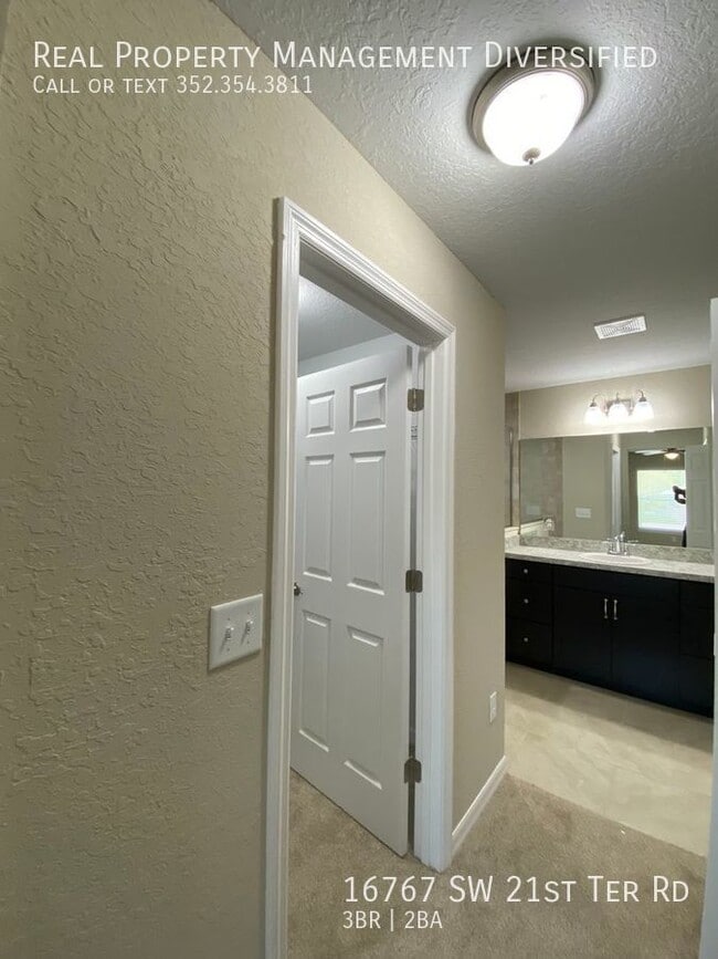 Building Photo - 16767 SW 21st Terrace Rd