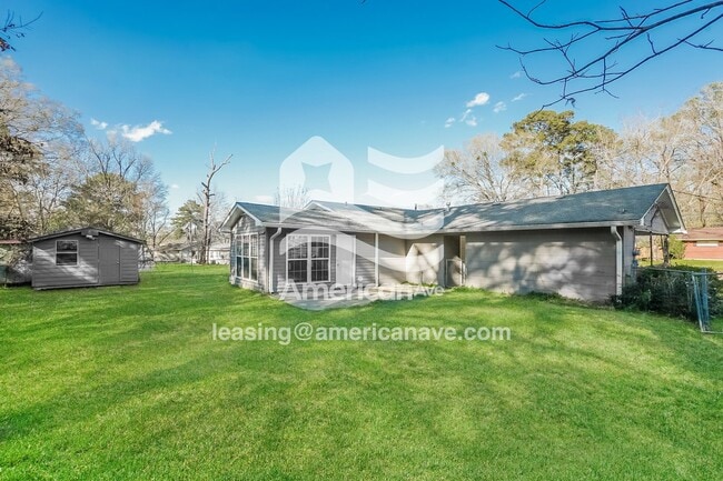 Building Photo - 457 Pemberton Dr