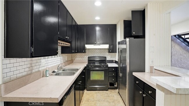 Building Photo - 1101 W MacArthur Blvd