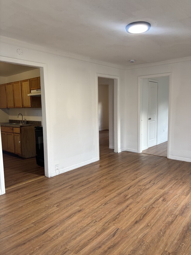 Building Photo - 1764 E 26th St