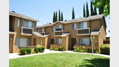 Building Photo - Greenfield Meadows Apartments