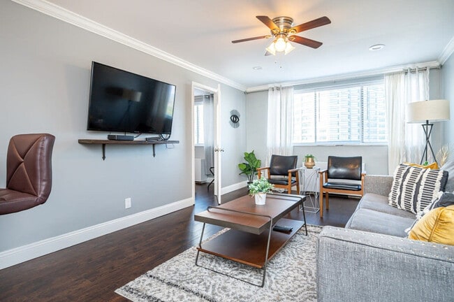 Building Photo - 215 Piedmont Ave NE