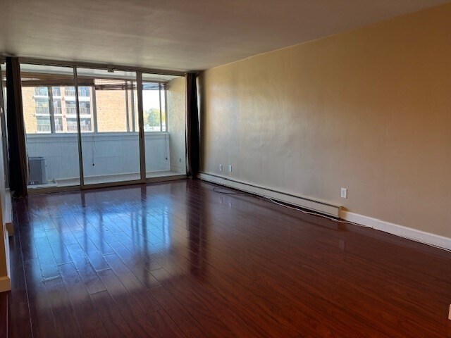 Building Photo - 53 Melrose St