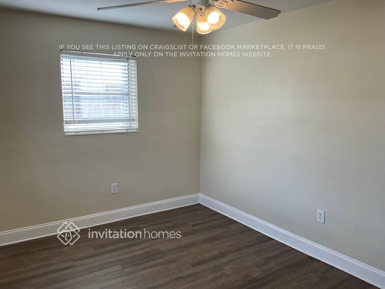 Building Photo - 2648 Nassau Dr