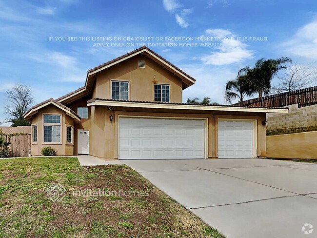 Building Photo - 24868 Skyland Dr