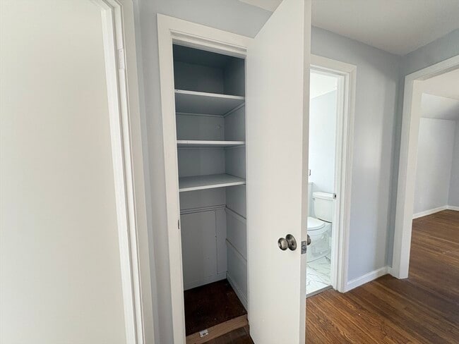 Building Photo - 111 Holden St