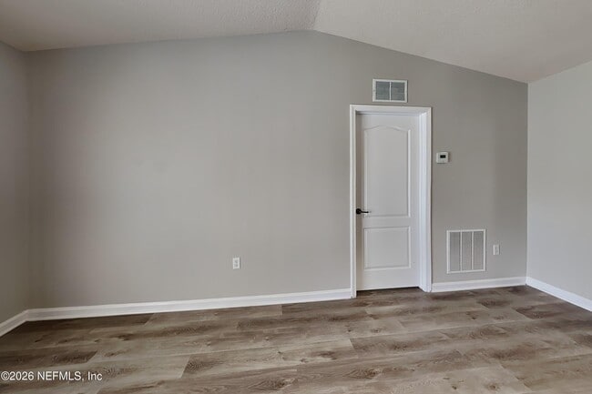 Building Photo - 45512 Ingleham Cir