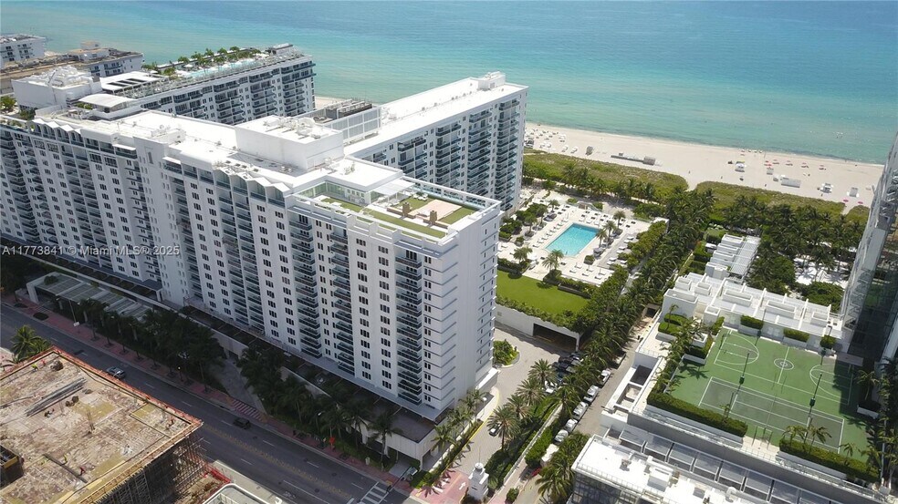 Building Photo - 2301 Collins Ave