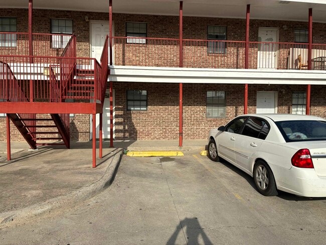 Building Photo - 3801 Salinas Ave