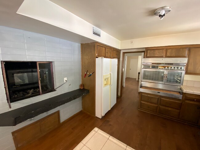 Building Photo - 293 Forest Trail