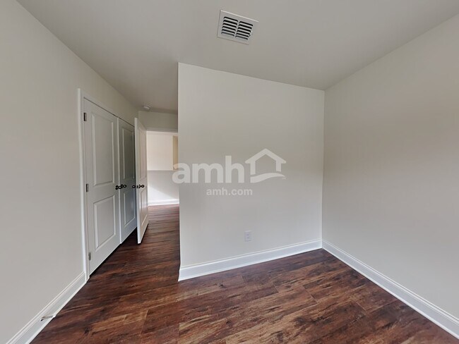 Building Photo - 821 Headland Way
