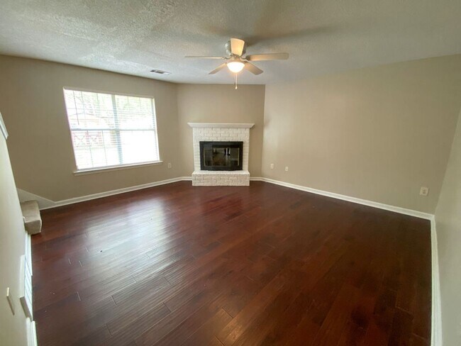 Building Photo - 3 bed, 2 bath in Millington