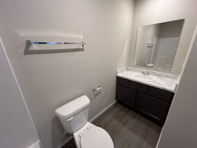 Building Photo - *Pre-leasing* Three Bedroom | Two Bath Hom...