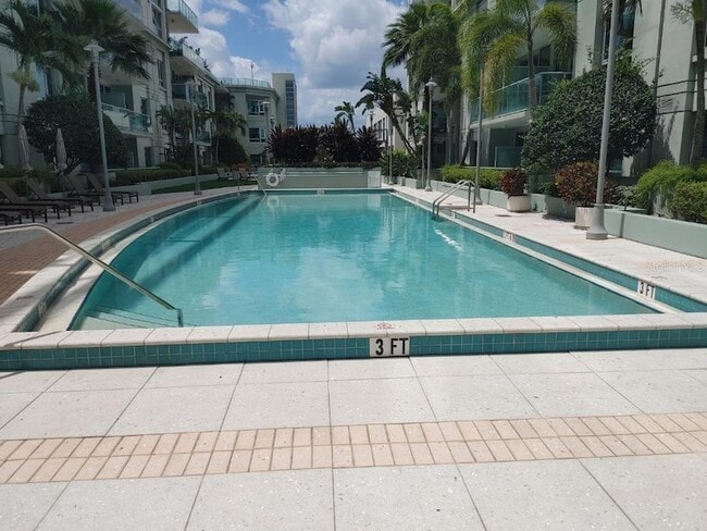 Building Photo - 912 Channelside Dr