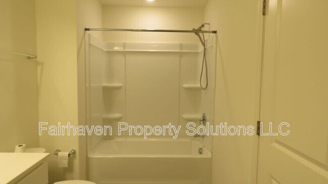 Building Photo - 1026 Paddington Dr