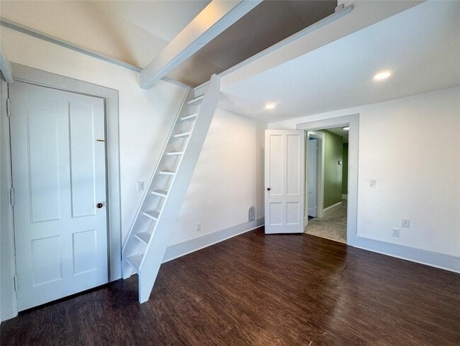 Building Photo - 41 W Buffalo St