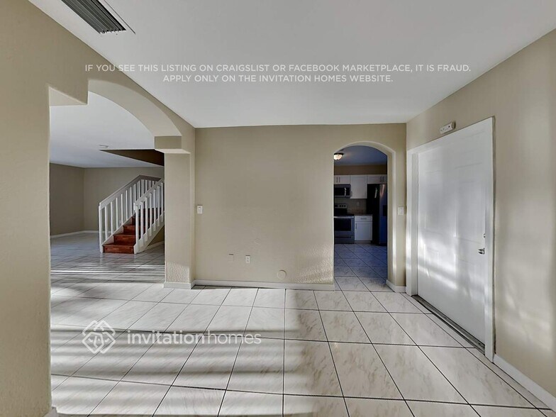 Building Photo - 4856 NW 116th Ct